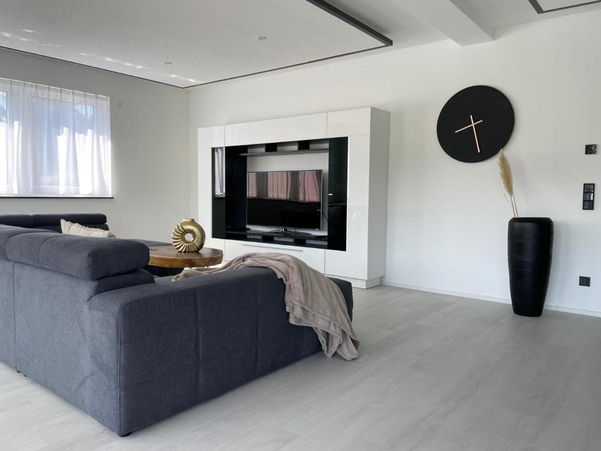 Apartments Saaldorf-Ferienhaus Mit 6 Apartments 45Qm-120Qm Direkt Am Thueringer Meer-Bleilochtalsperre Bad Lobenstein Bagian luar foto